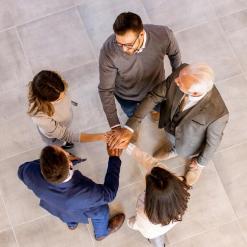 بناء علاقات مهنية تقوم على الشفافية